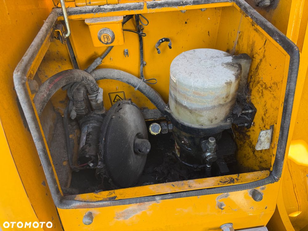 JCB 532-60 uszkodzony uszkodzona  kabina 2022r - 4