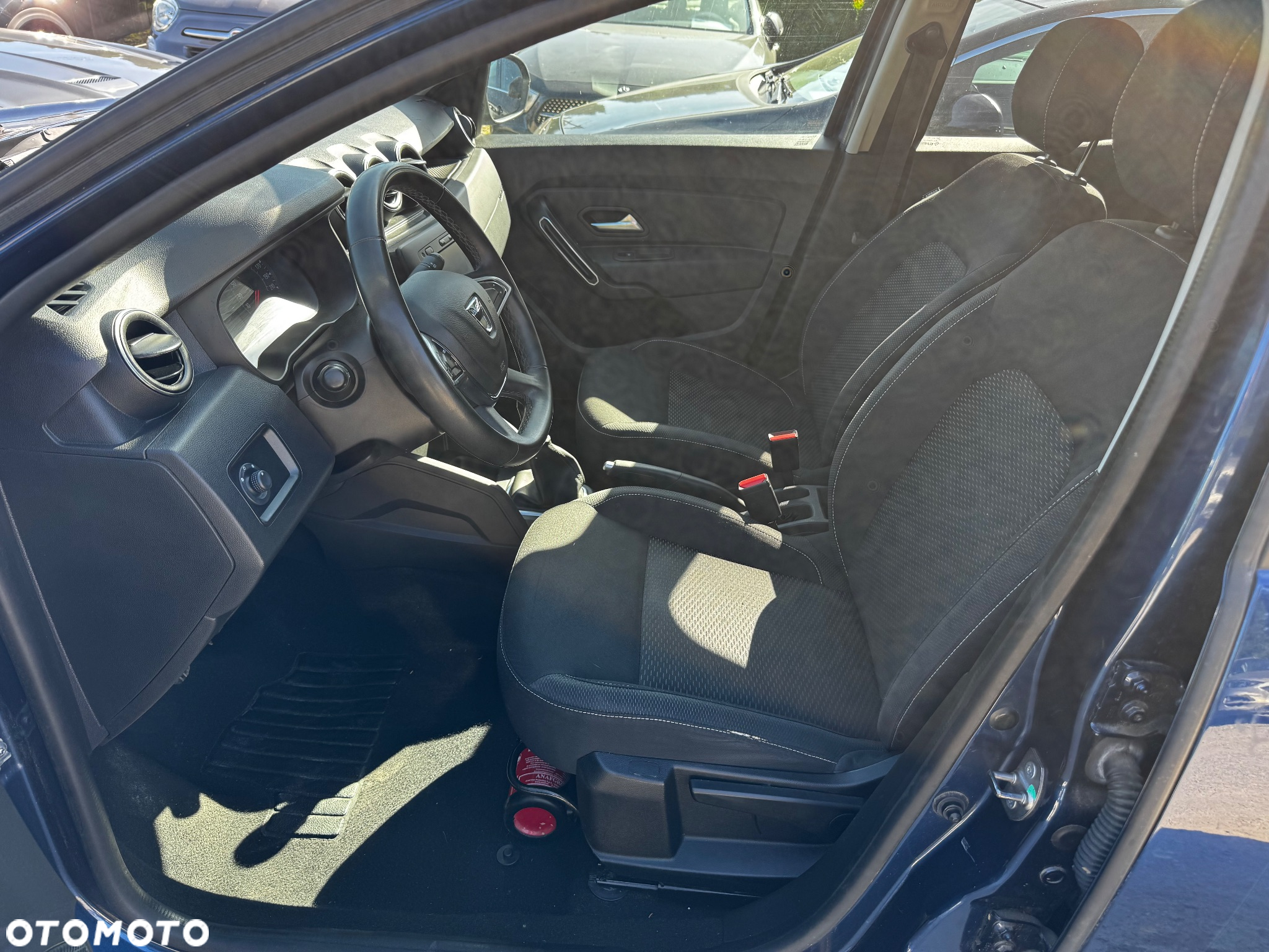 Dacia Duster 1.6 SCe Comfort - 28