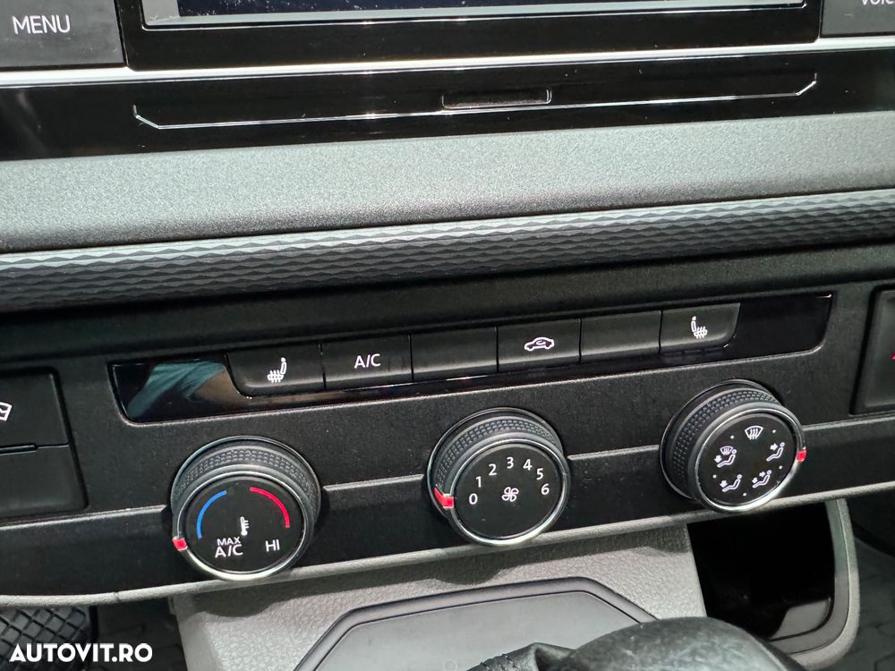 Volkswagen Transporter - 17