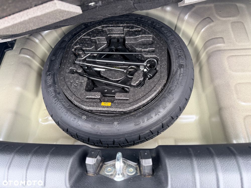 Kia Stonic 1.2 L - 12