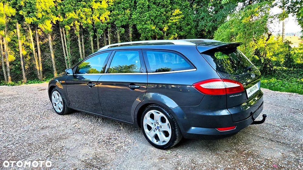 Ford Mondeo 2.0 Ghia X100 / X - 19