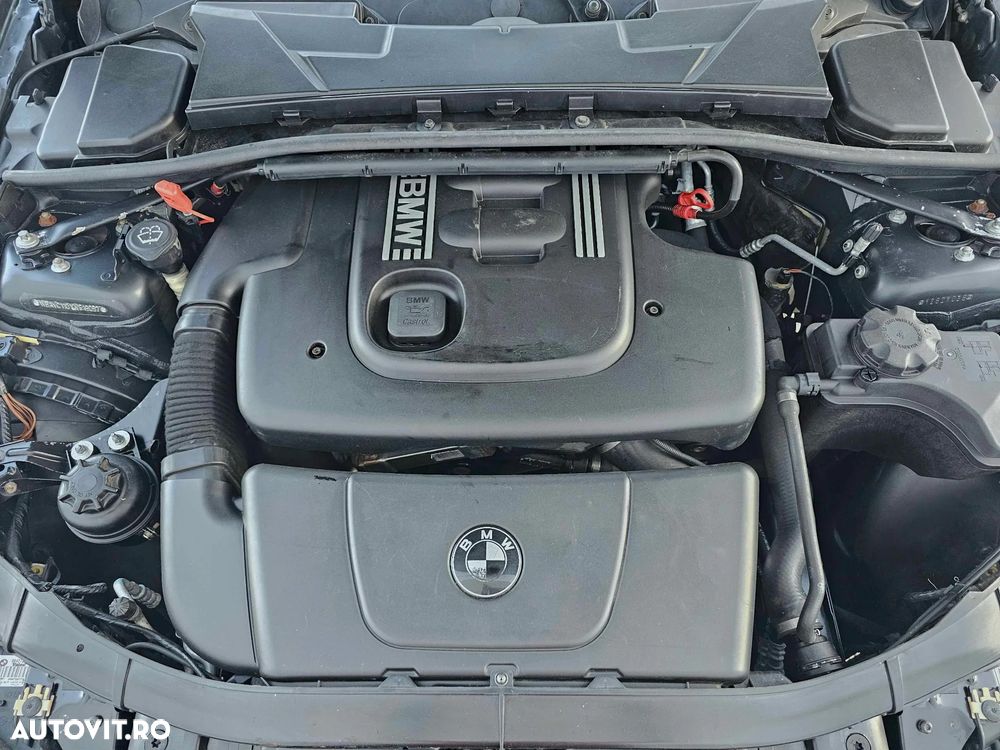 BMW Seria 3 320d DPF - 30