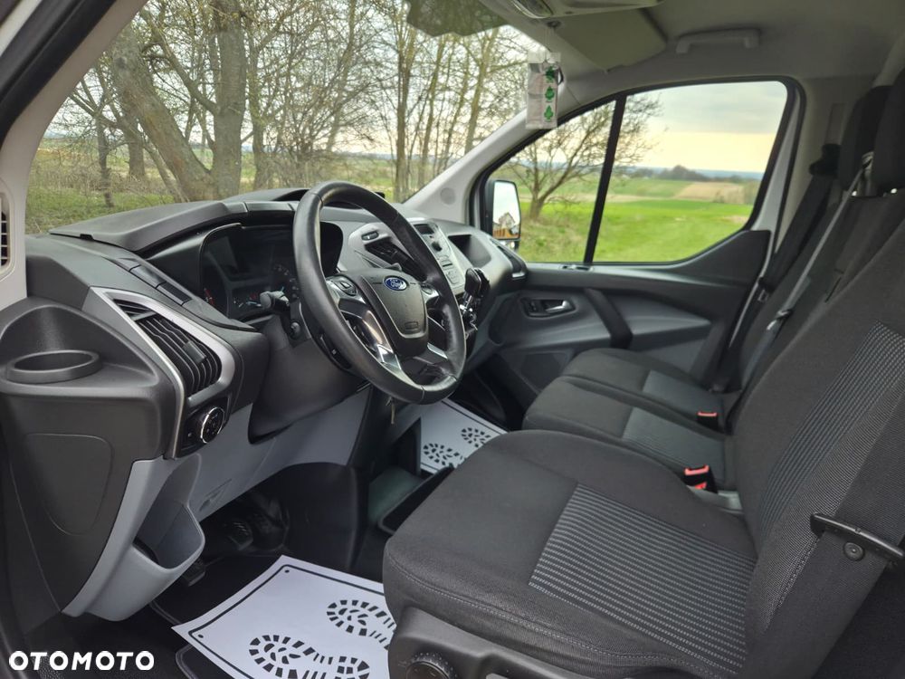 Ford Transit - 13