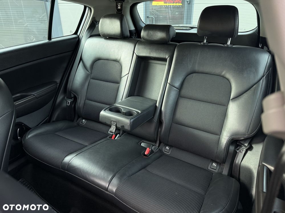 Kia Sportage 2,0 CRDI 2WD ISG Spirit - 30