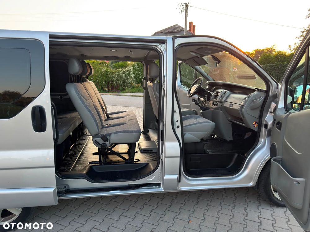 Renault Trafic L1H1 Passenger Lux - 8