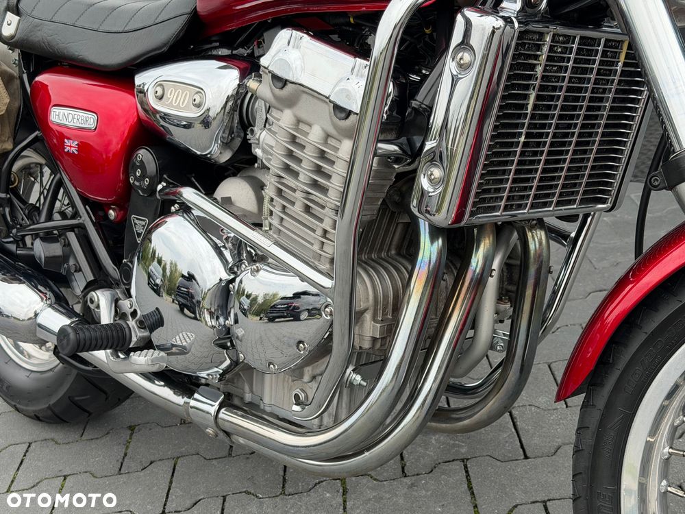 Triumph Thunderbird - 20