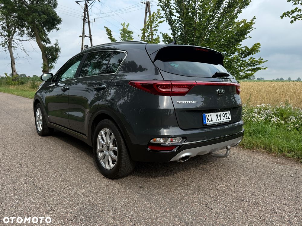 Kia Sportage 2.0 CRDI AWD Eco-Dynamics+ (48V M-H) GT LINE - 9