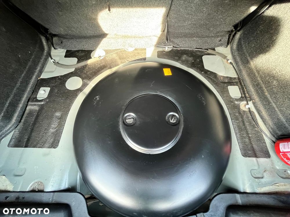 Mazda 3 1.6 Comfort - 17