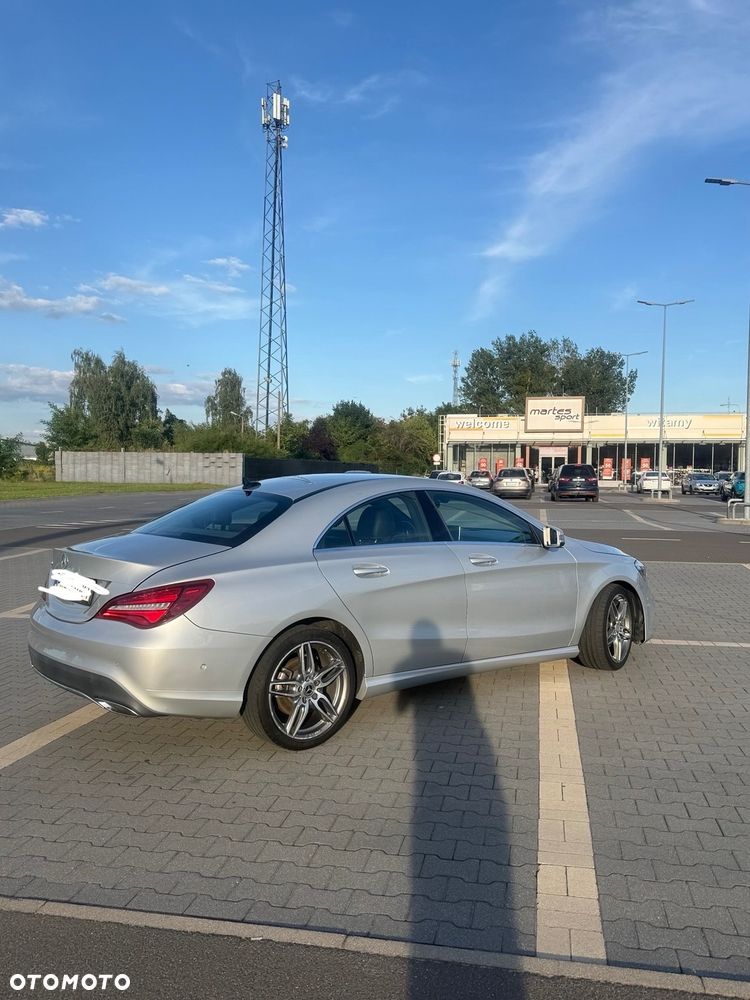 Mercedes-Benz CLA 180 7G-DCT AMG Line - 6