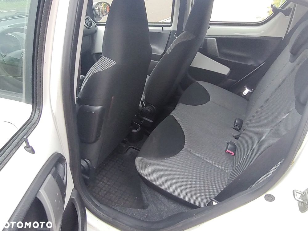 Toyota Aygo Cool - 24