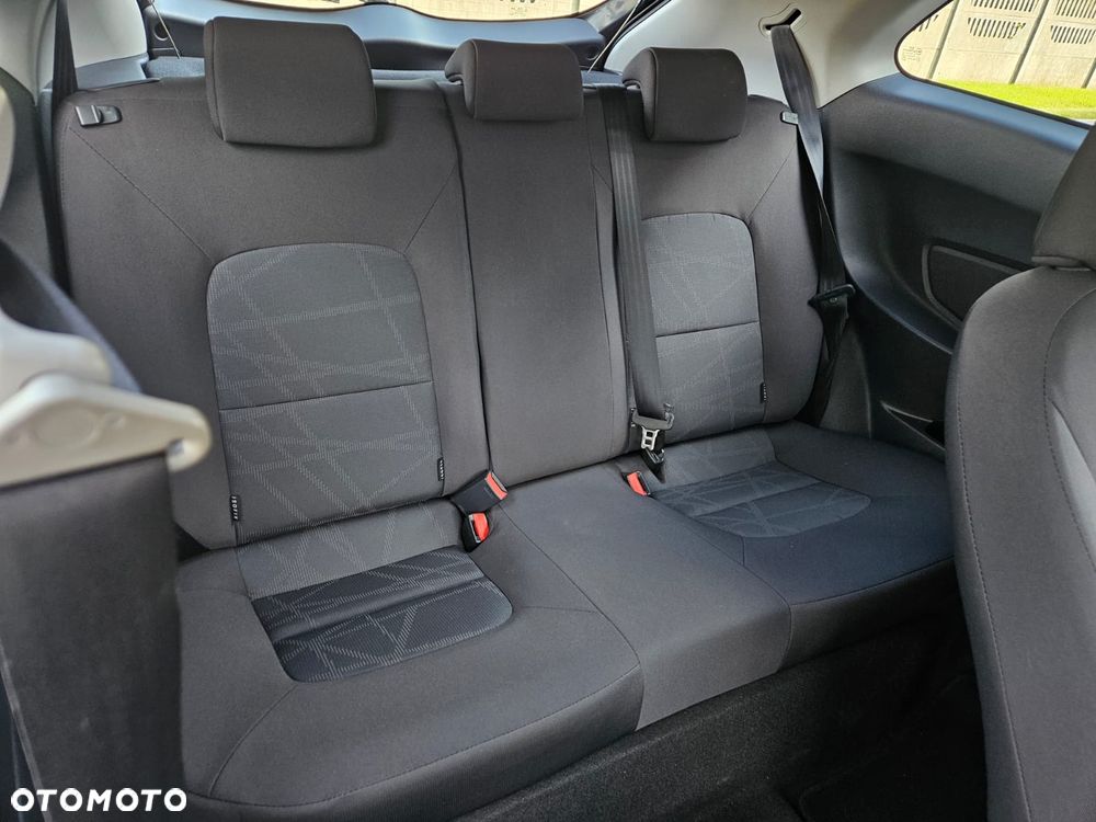 Kia Rio 1.2 Edition 7 - 18
