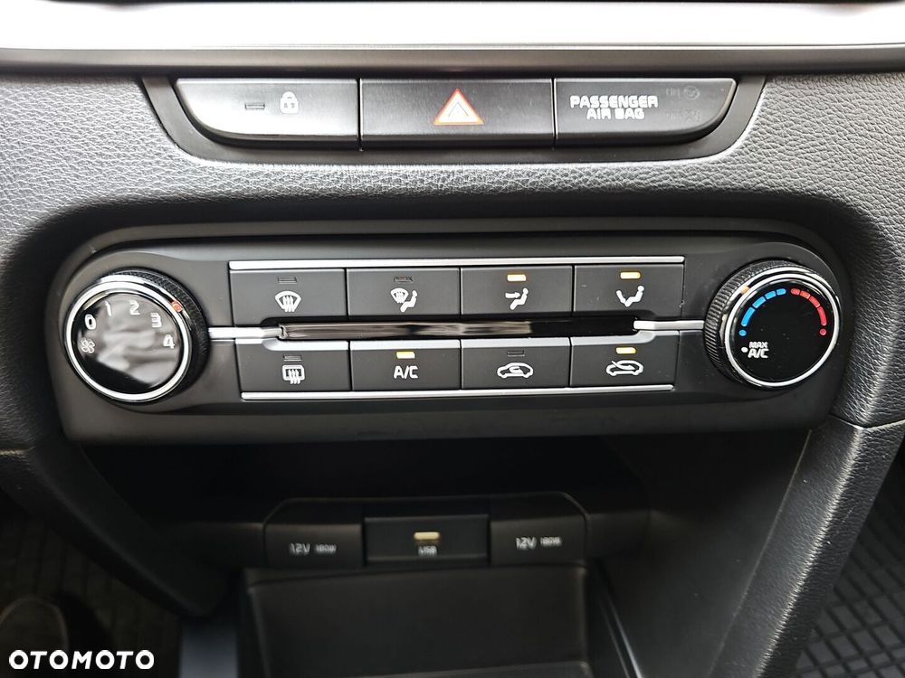 Kia Ceed 1.0 T-GDI S - 22