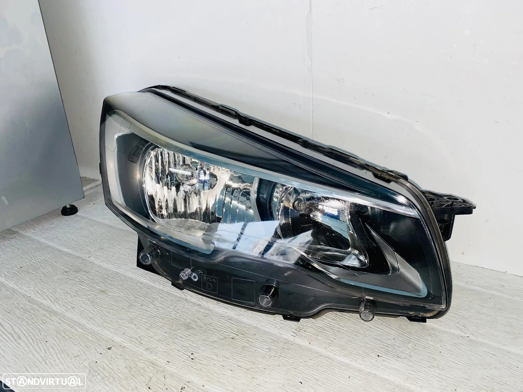 Farol Direito Peugeot 508 - 2014 / 2018 - 2