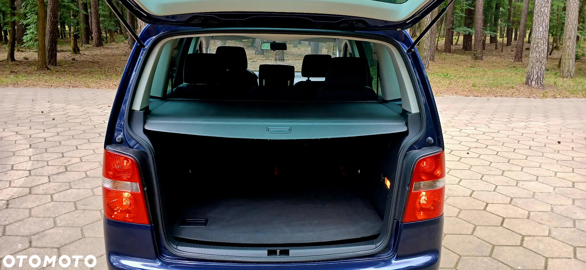 Volkswagen Touran 1.9 TDI Basis - 14