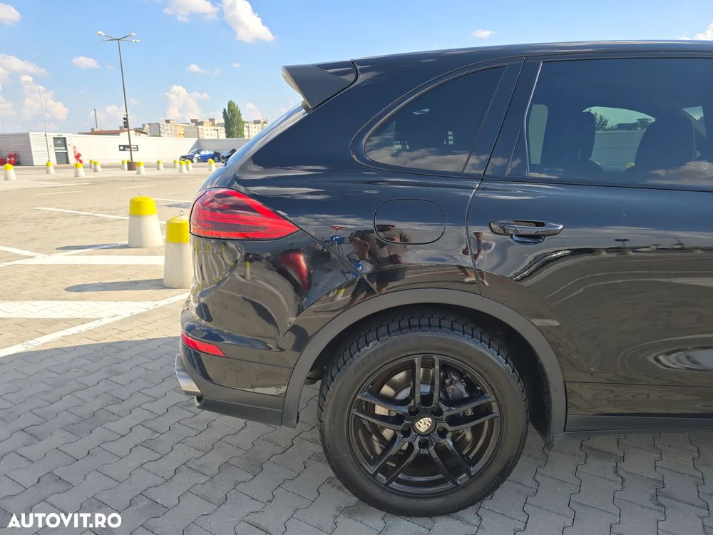 Porsche Cayenne - 3