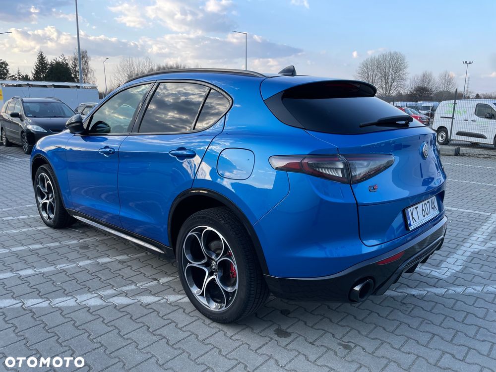 Alfa Romeo Stelvio 2.0 Turbo 16V AT8-Q4 Veloce - 6
