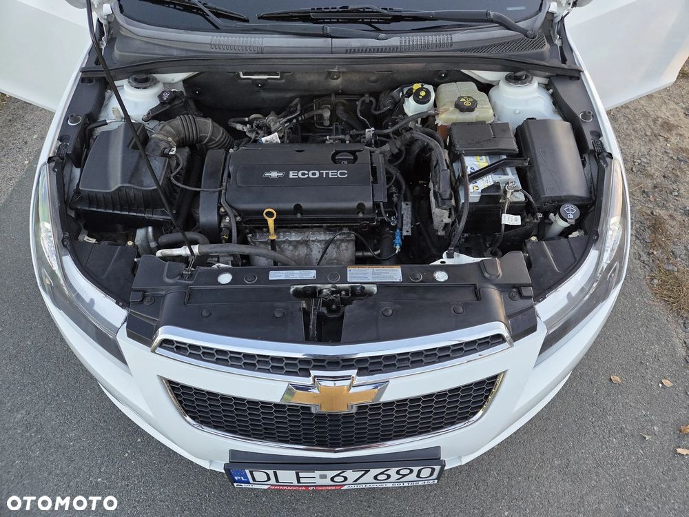 Chevrolet Cruze 1.6 LT+ - 25