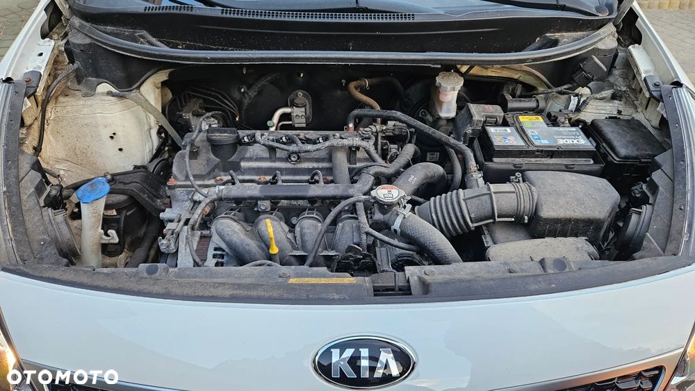 Kia Rio 1.2 L Business Line - 33