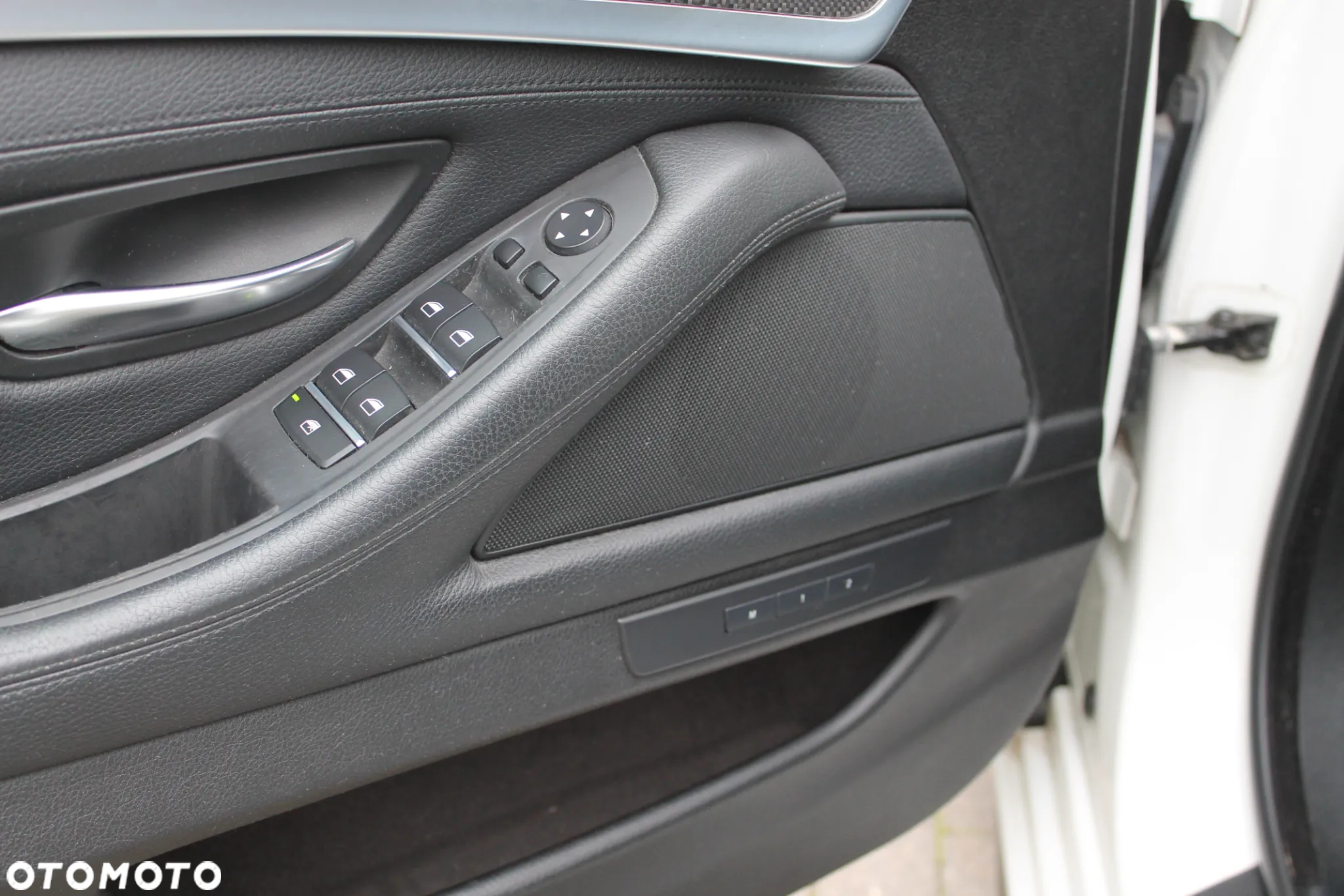 BMW Seria 5 530d xDrive - 18