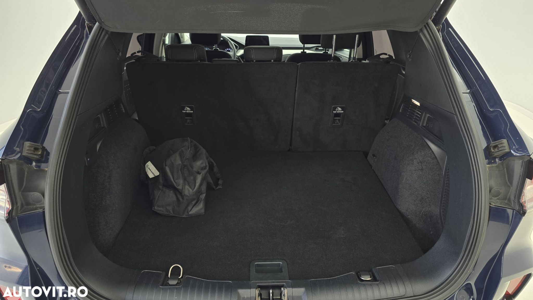 Ford Kuga - 25