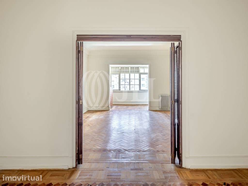 Apartamento T4+1 nas Avenidas Novas, em Lisboa - Grande imagem: 3/30