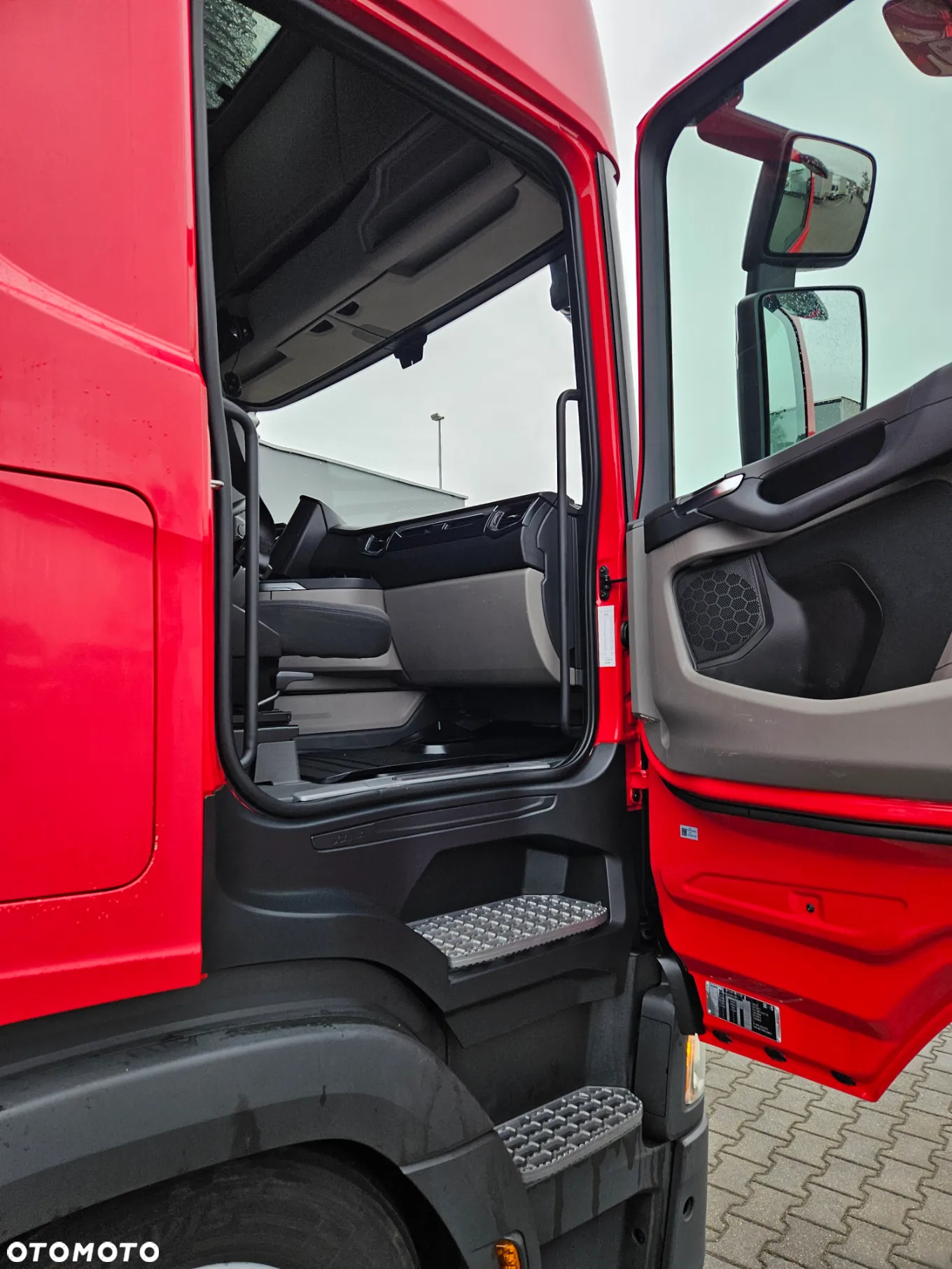 Scania R450 STOCK 30942 Low Deck - 9