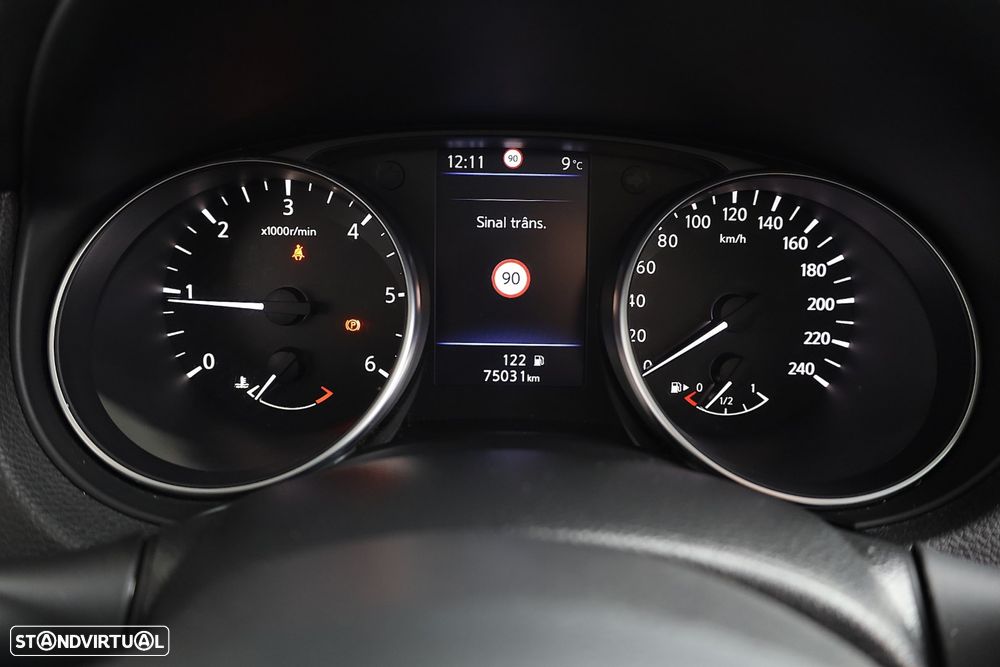 Nissan Qashqai 1.5 dCi N-Connecta J18 - 44