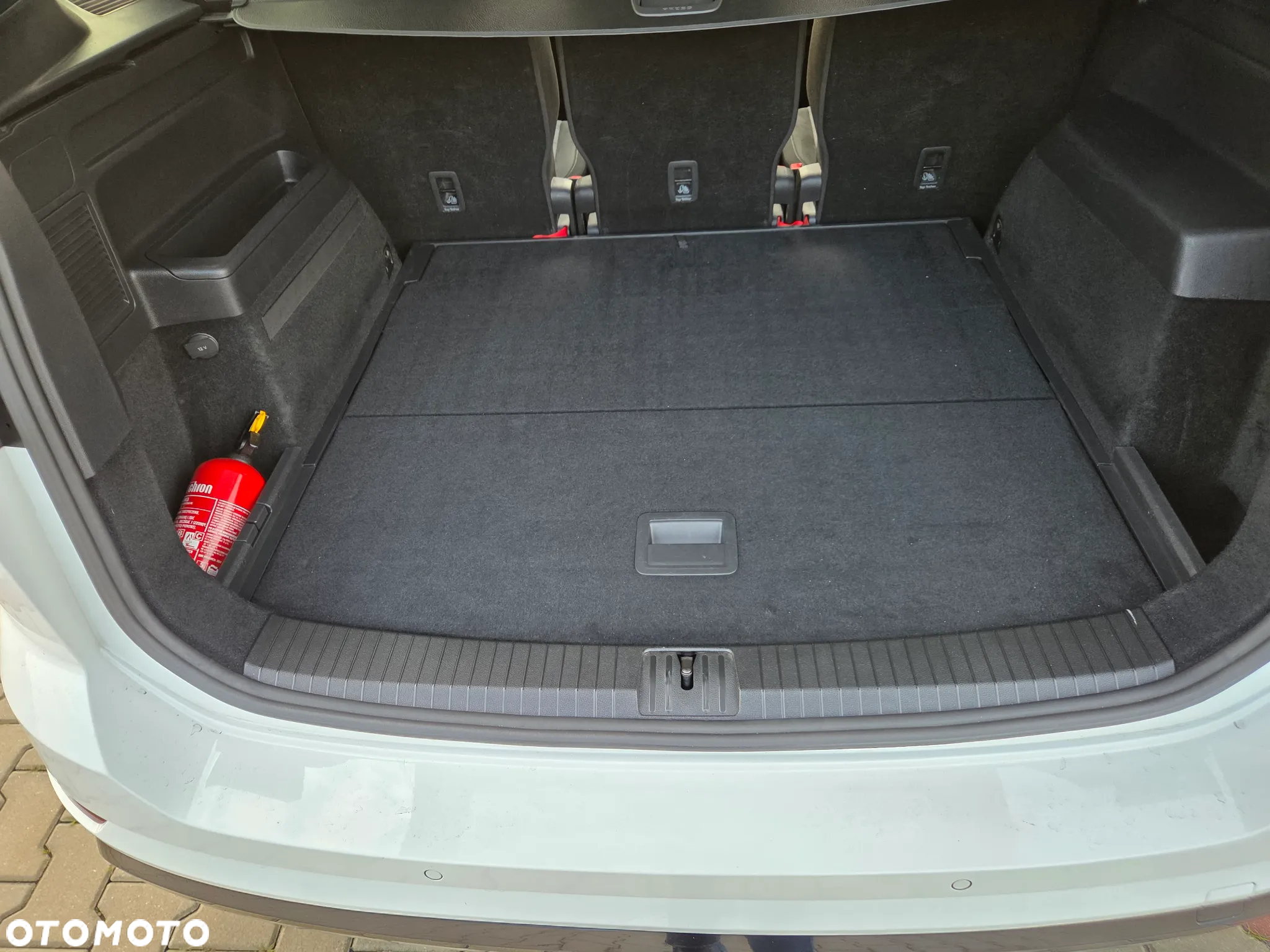 Volkswagen Touran 1.8 TSI BMT Highline DSG - 35