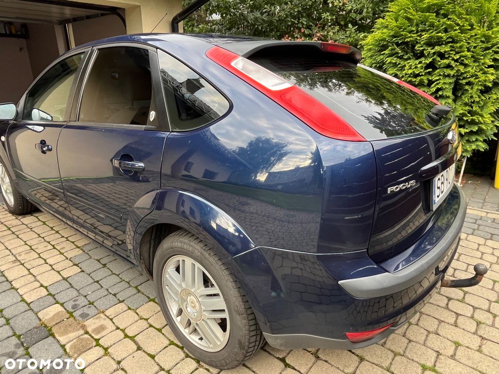 Ford Focus ver-ghia - 3