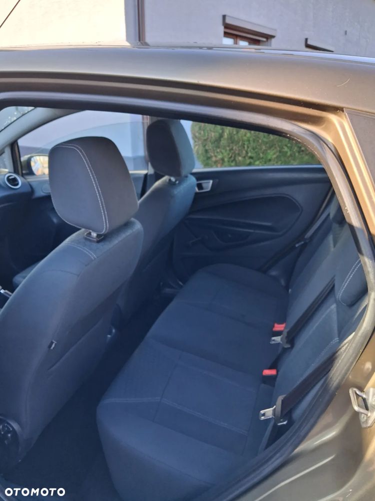 Ford Fiesta 1.25 Titanium - 10
