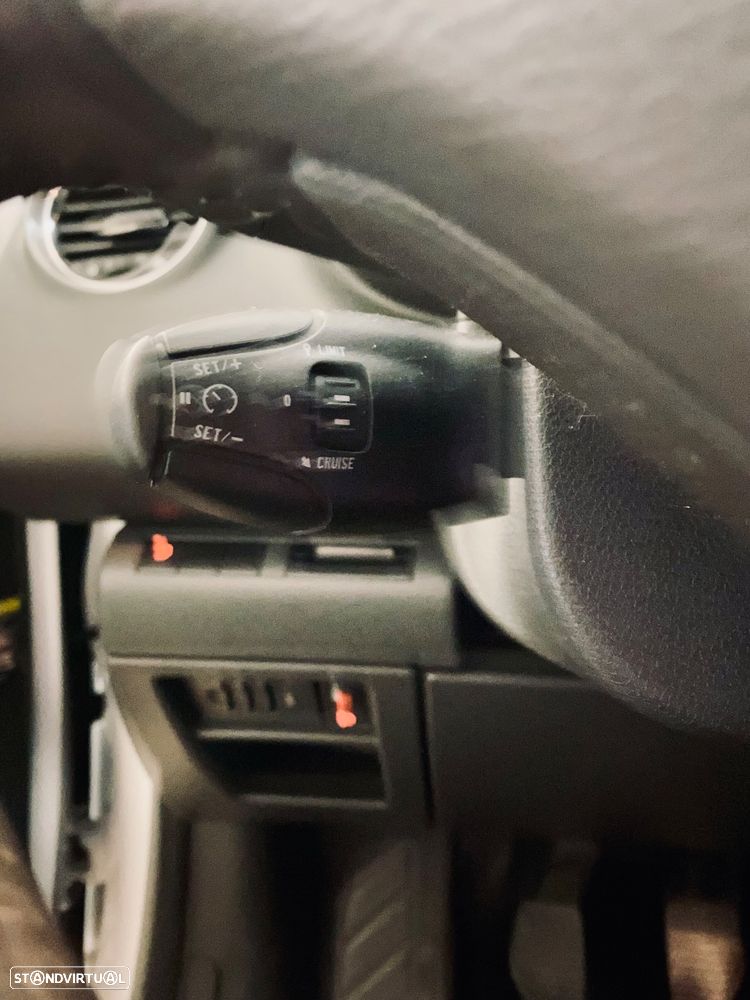 Peugeot 3008 1.6 HDi Allure - 10