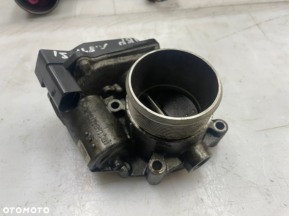 PRZEPUSTNICA AUDI A3 8P 1.8 TFSI CDAA 06F133062J - 3