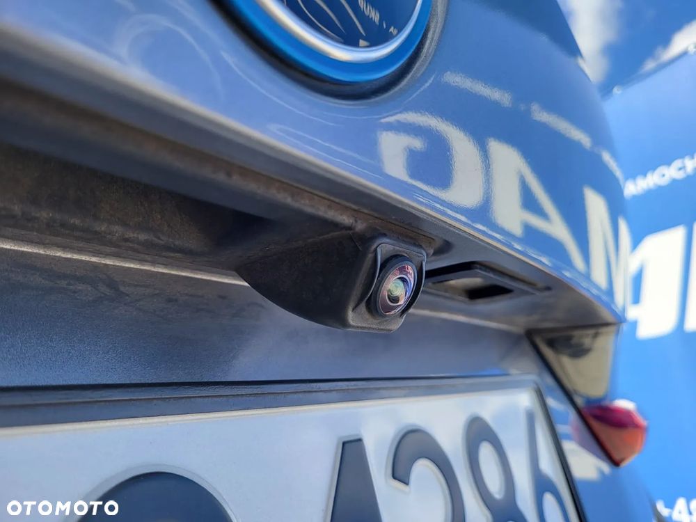 BMW Seria 3 ver-320e-phev - 13