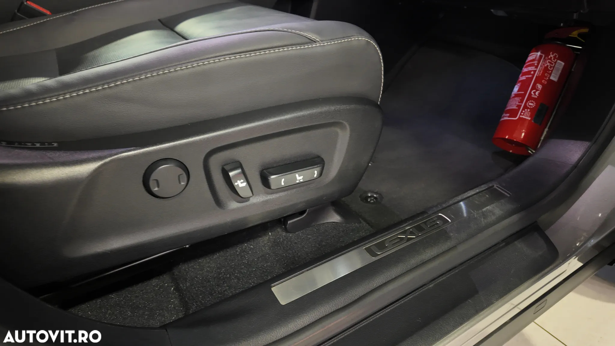 Lexus Seria RX 450hL (hybrid) Luxury Line - 13