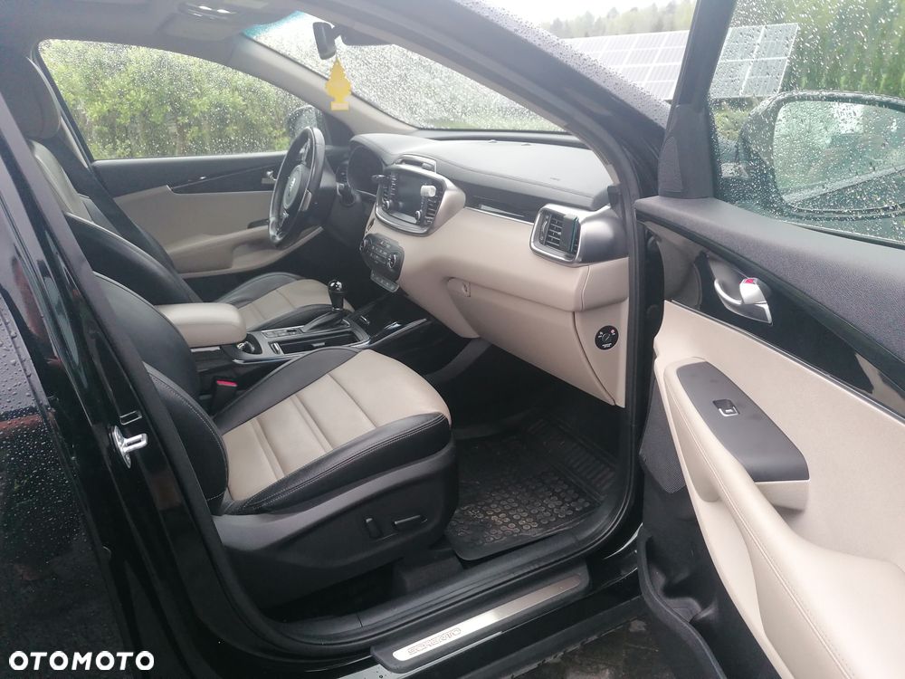 Kia Sorento - 7
