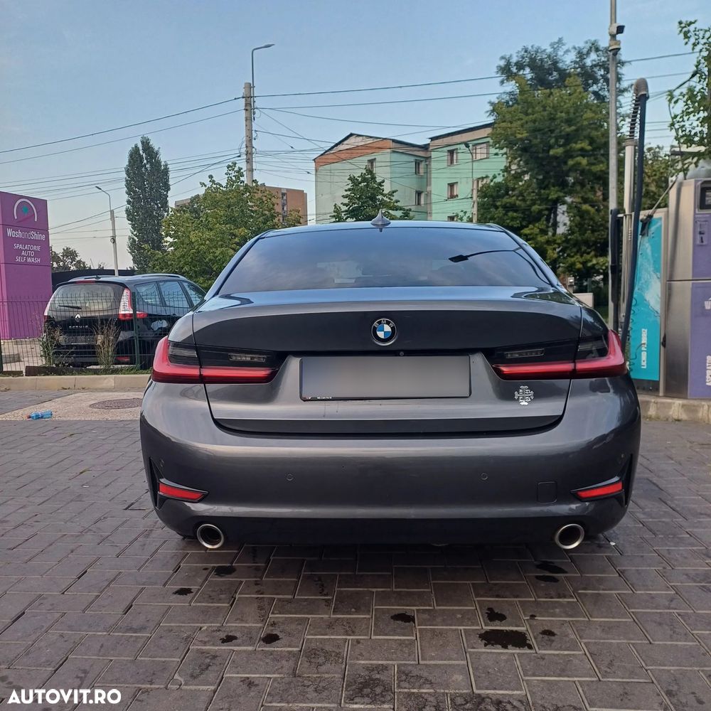 BMW Seria 3 320d xDrive AT - 14