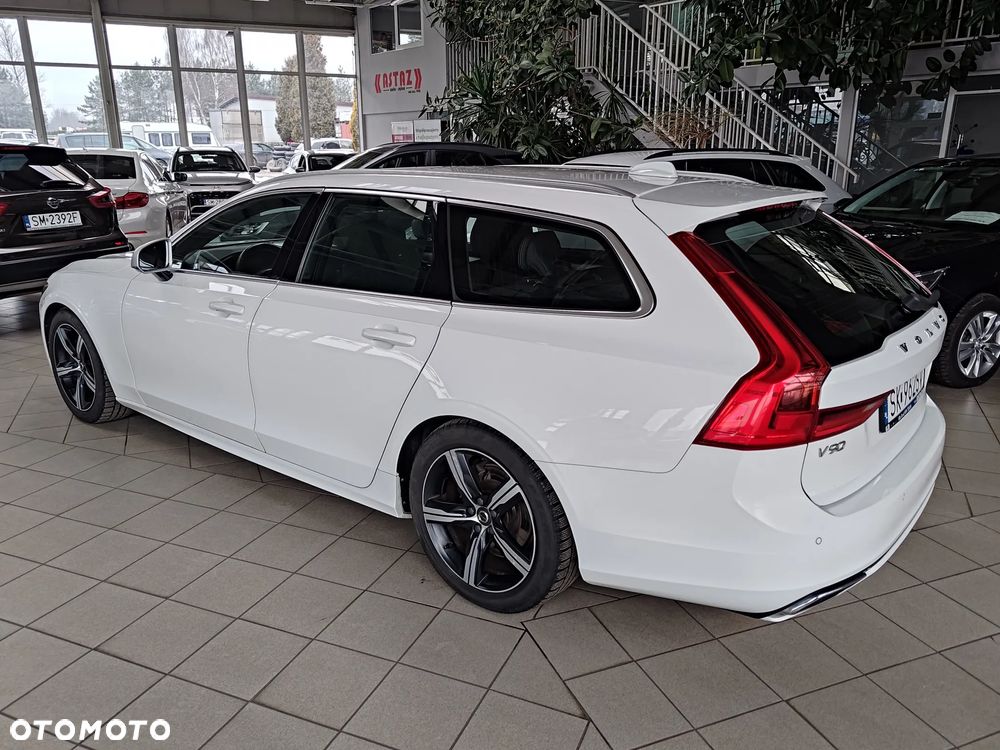 Volvo V90 D4 R-Design - 12