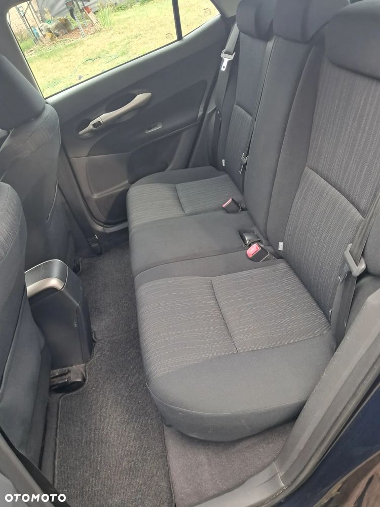 Toyota Auris 1.4 VVT-i - 6
