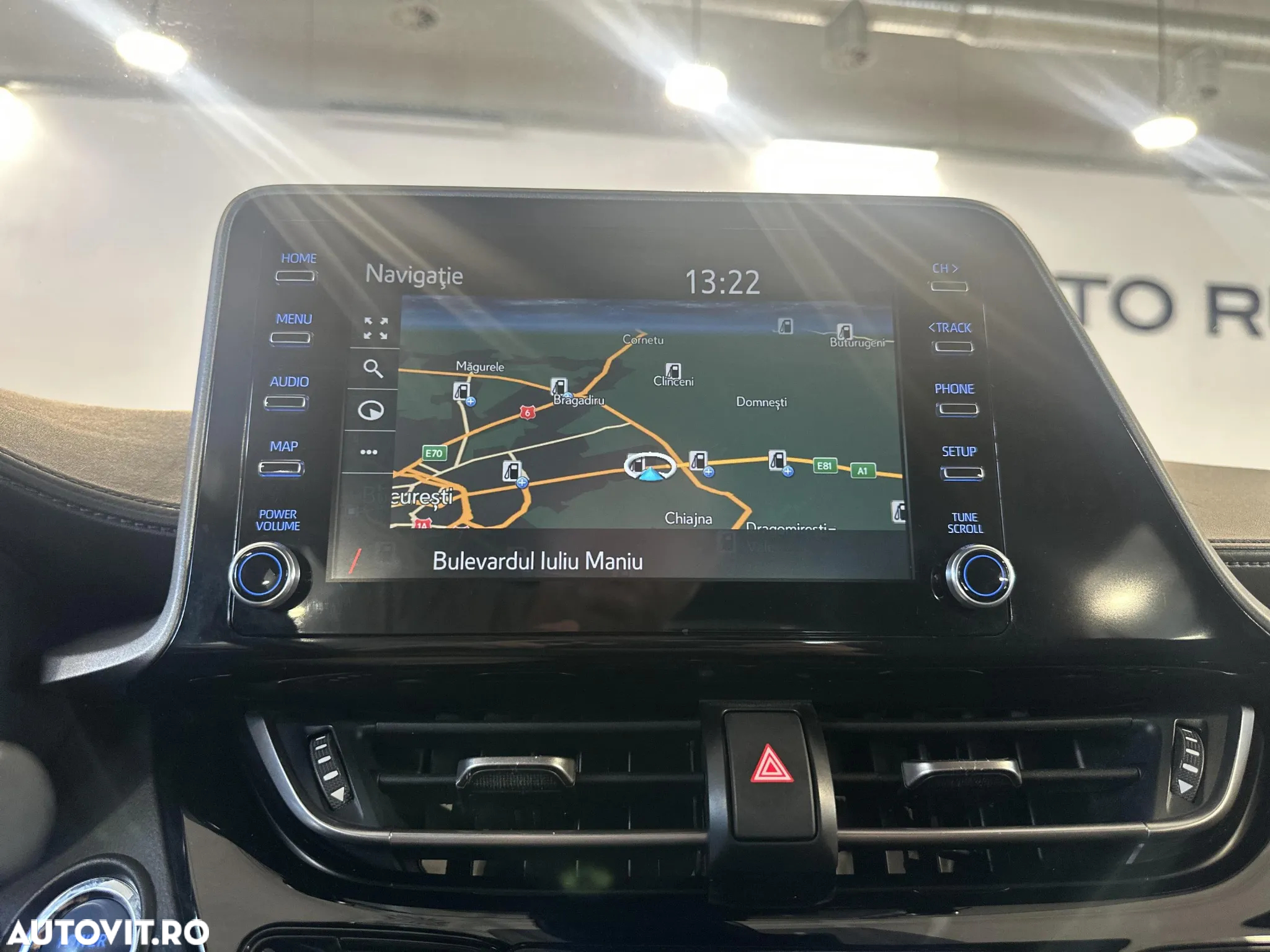 Toyota C-HR - 21