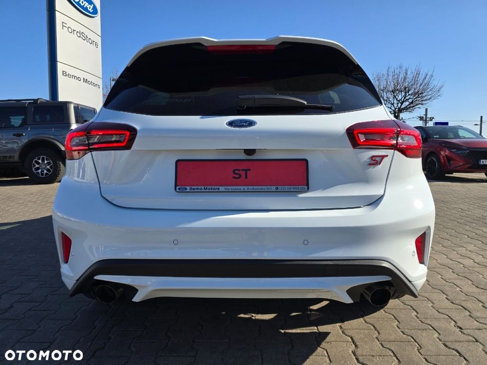 Ford Focus - 8