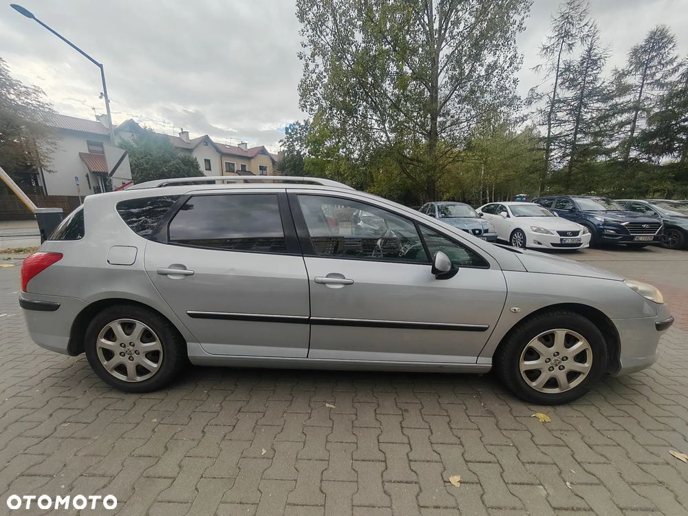 Peugeot 407 - 11