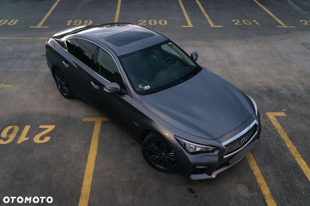 Infiniti Q50 - 1