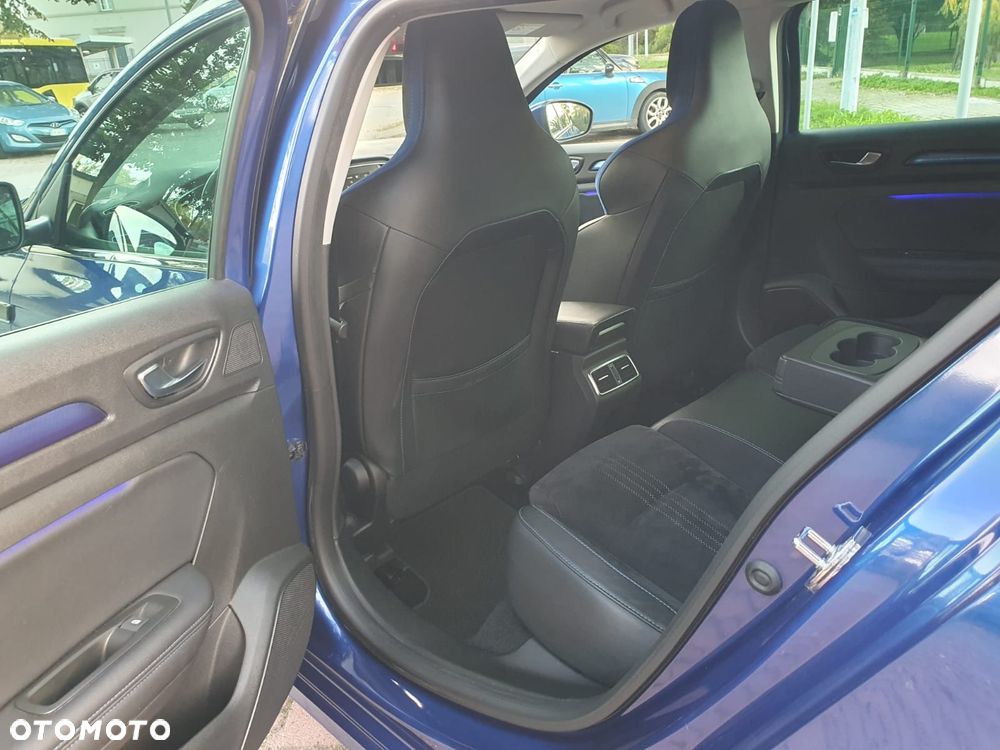 Renault Megane ENERGY TCe 205 EDC GT - 37