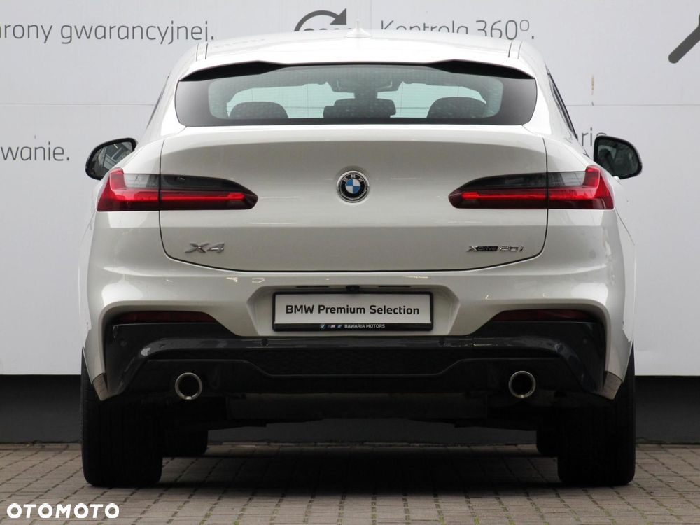 BMW X4 - 11