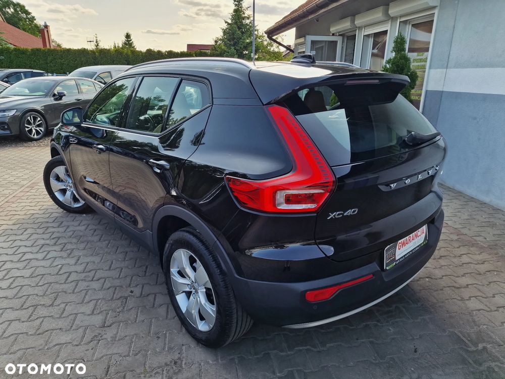 Volvo XC 40 D3 Momentum Pro - 8
