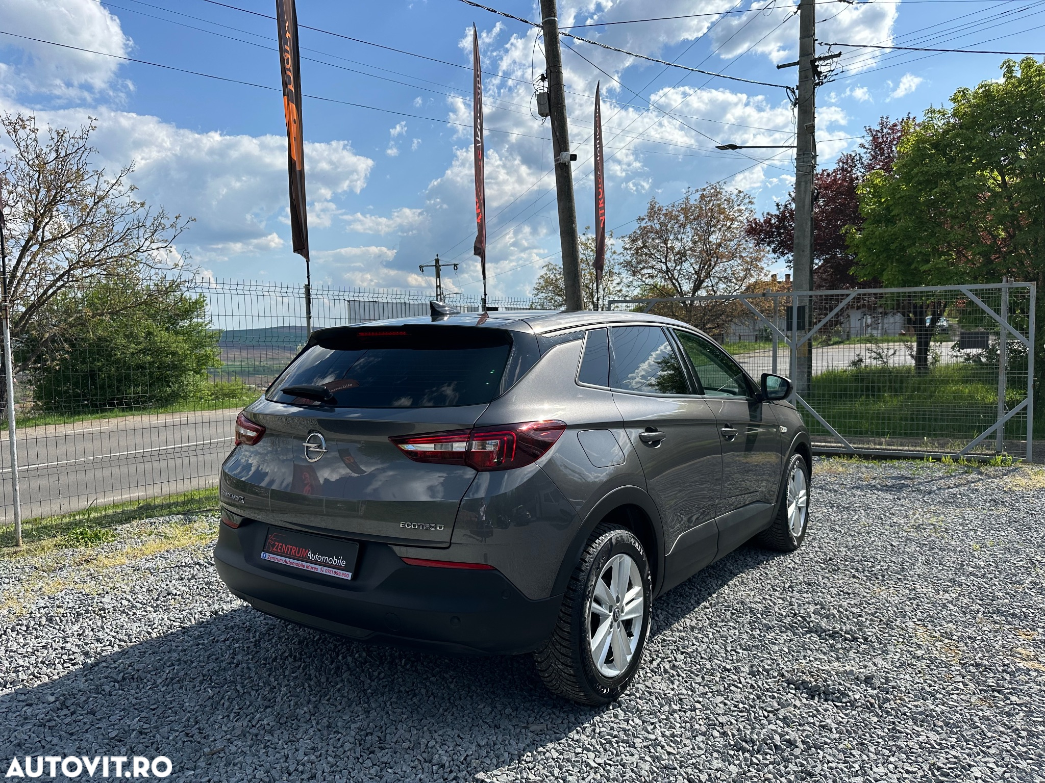 Opel Grandland X 1.5 D Start/Stop Business Elegance - 5