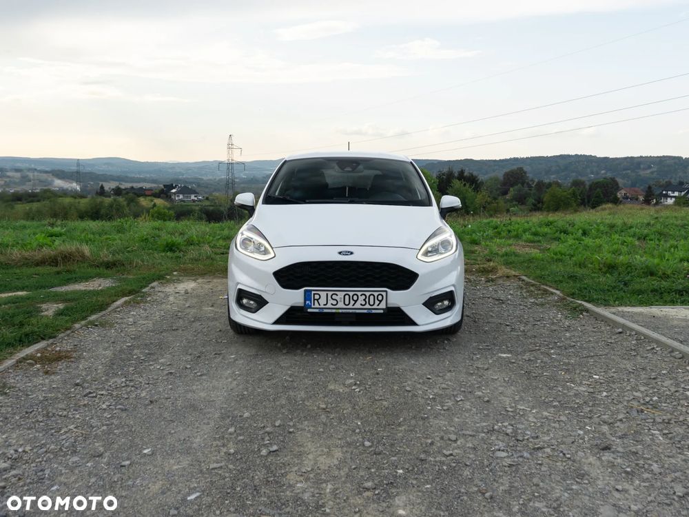 Ford Fiesta - 16
