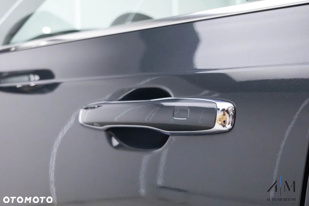 Volvo XC 90 B5 D AWD Ultimate Bright - 10