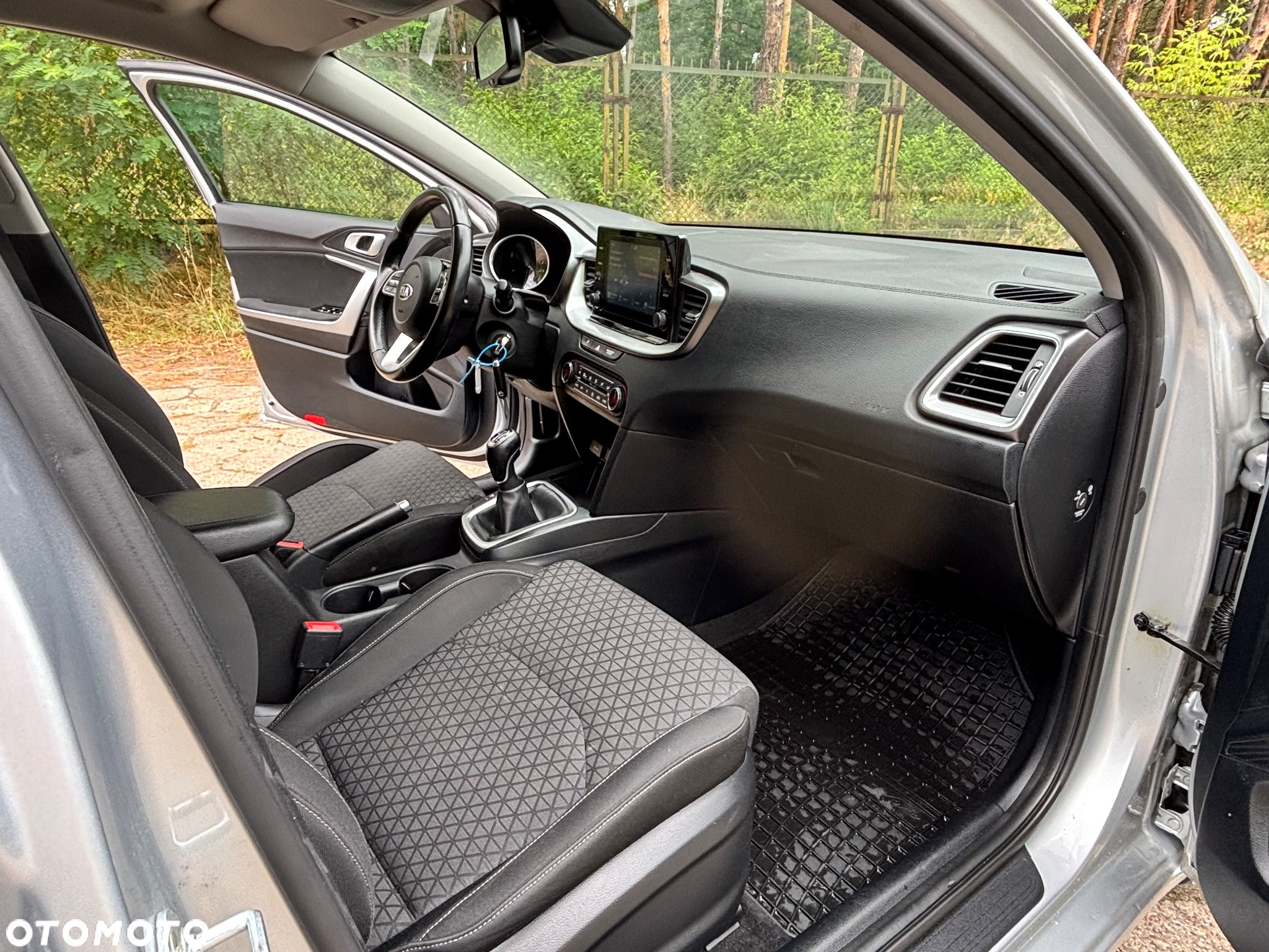 Kia Ceed 1.4 T-GDI M - 12