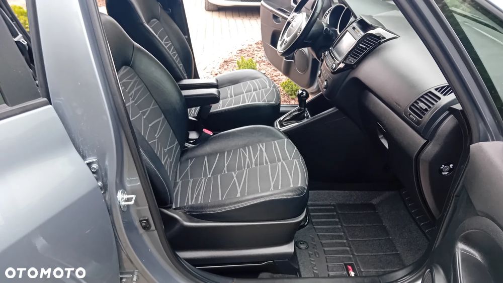 Kia Venga 1.6 Business Line - 27